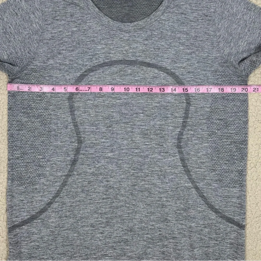 Lululemon Swiftly Relaxed Short Sleeve - Picture 4 of 5